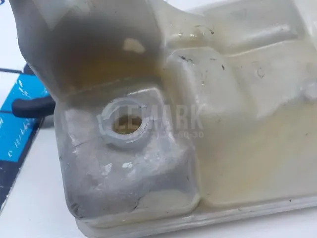 Бачок расширительный для  Ford Fiesta 2008-2019
