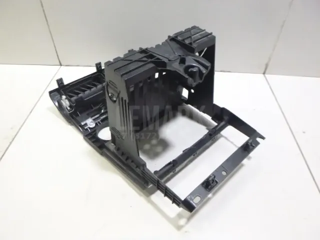 Рамка магнитолы для  BMW 3-serie F30/F31/F80 2011-2020