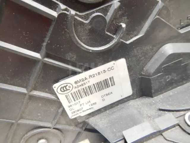 Замок двери передней левой для  Citroen Xantia 1998-2001