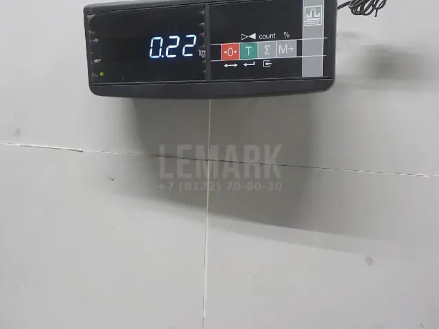 Накладка двери задней правой