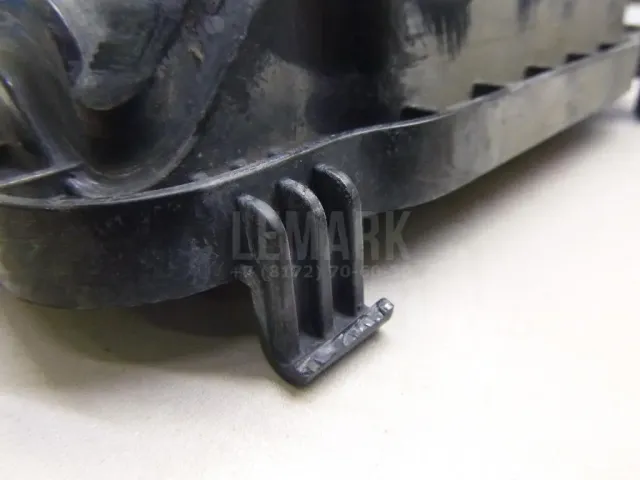Крышка фары правой для  Chrysler Sebring/Dodge Stratus 2001-2007