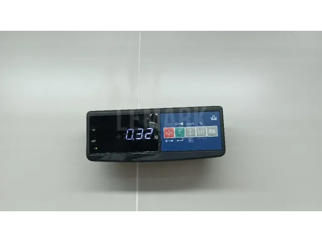 Накладка стекла заднего правого для  Ford Fiesta 2008-2019