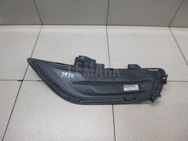 Решетка в бампер правая для  Citroen C4 Grand Picasso 2006-2014