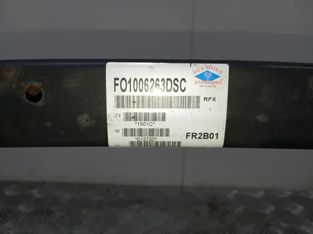 Усилитель переднего бампера для  Audi A4 [B6] 2000-2004