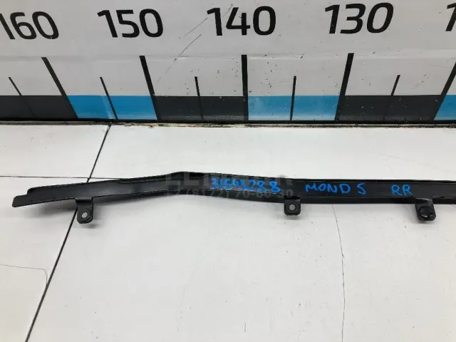 Уплотнитель капота для  BAW M7 2022