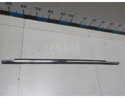 Накладка стекла заднего правого