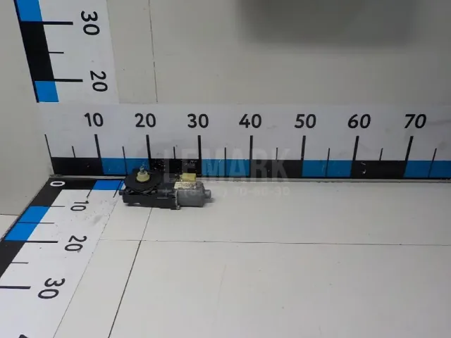 Моторчик стеклоподъемника