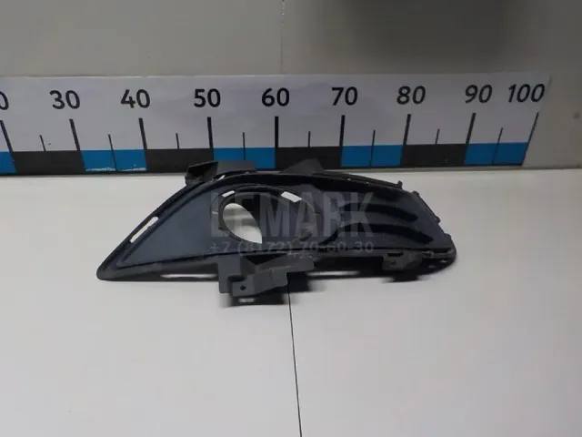 Рамка противотуманной фары правой для  Chevrolet Spark 2005-2010
