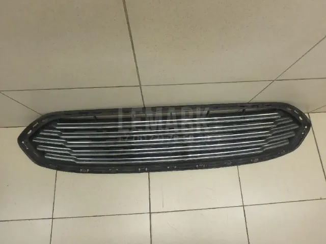 Решетка радиатора для  Dodge Nitro 2007-2011