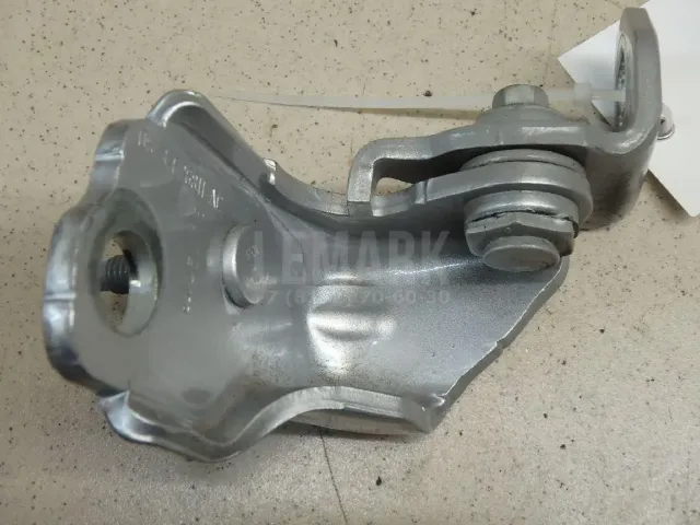 Петля двери задней левой нижняя для  Ford Mondeo V 2015-2022
