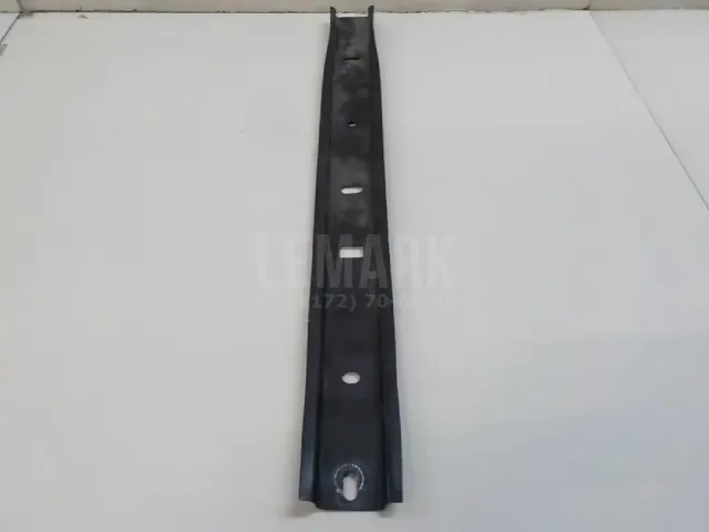 Кронштейн замка капота для  Ford Sierra 1987-1993