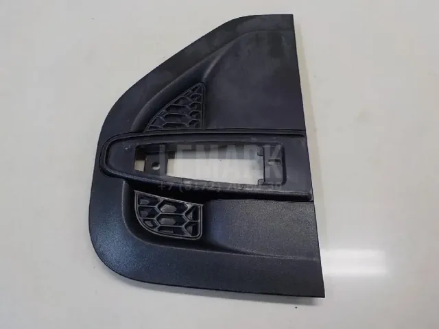 Молдинг переднего правого крыла для  BMW 6-serie E63 2004-2009