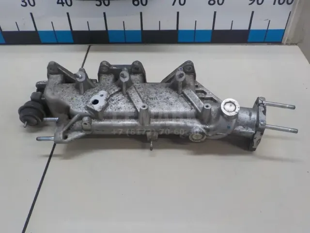 Коллектор впускной для  Ford Focus II 2008-2011