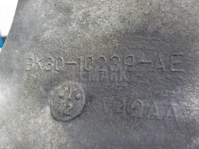 Кронштейн генератора для  Ford Fusion 2002-2012