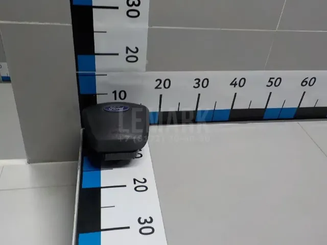 Подушка безопасности в рулевое колесо