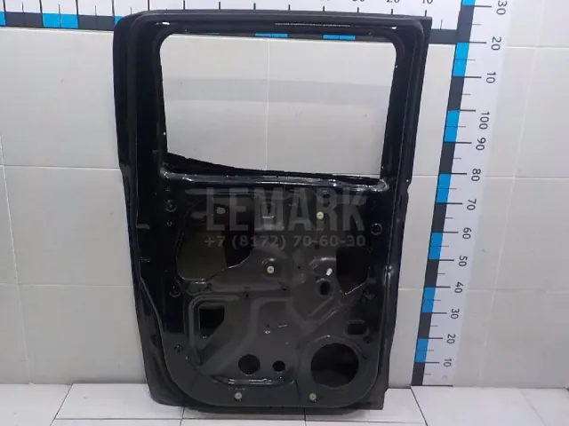 Дверь задняя левая