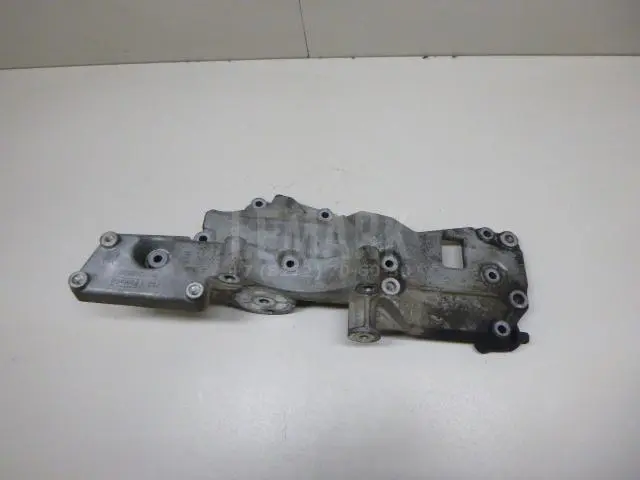 Кронштейн генератора для  Ford Focus II 2008-2011