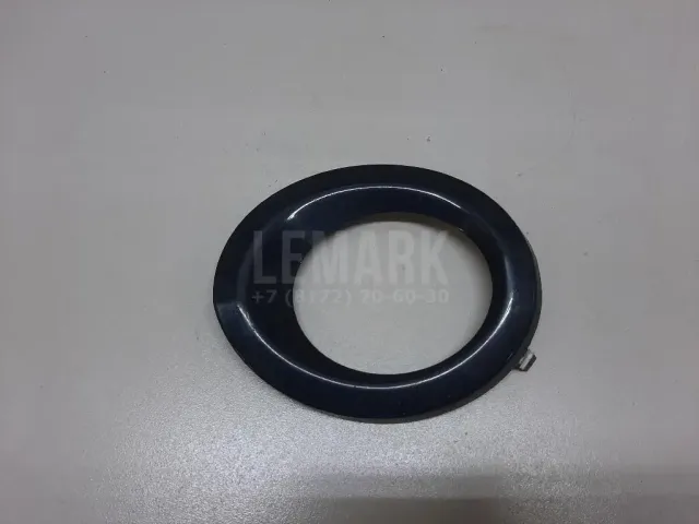 Рамка противотуманной фары правой для  Ford Fiesta 2001-2008