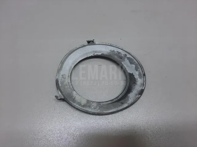 Рамка противотуманной фары правой для  Ford Fiesta 2001-2008