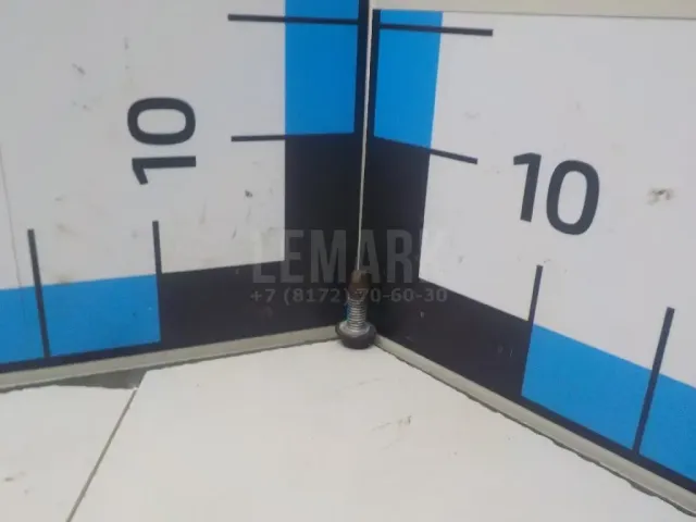 Болт для  Ford Escape EUR 2007-2009
