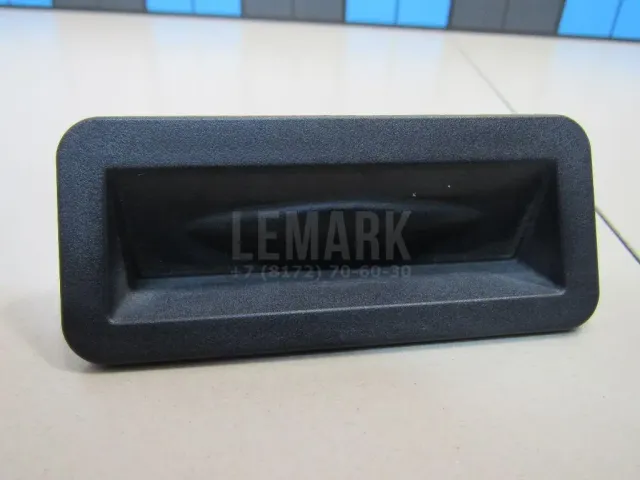 Кнопка открывания багажника для  Ford Maverick 2007