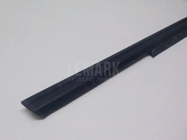Накладка стекла заднего левого для  BMW X6 F16/F86 2014-2020