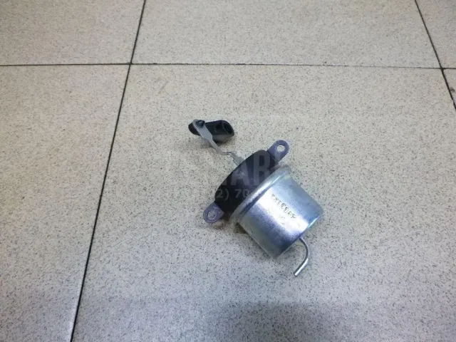 Клапан вакуумный