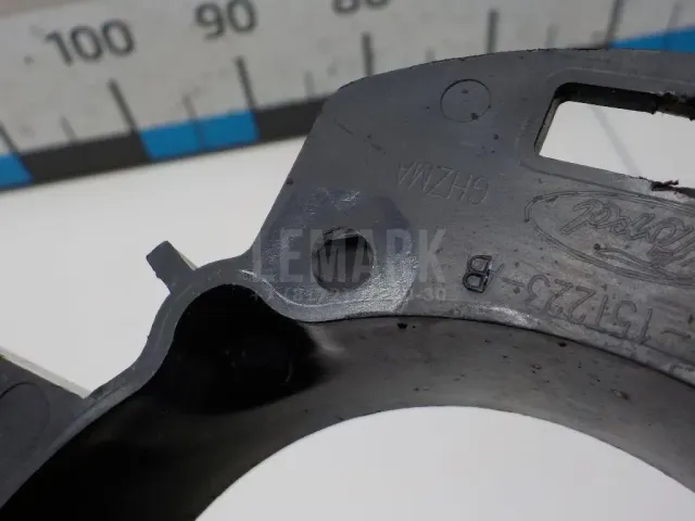 Кронштейн фары противотуманной левой для  FAW J7 2017