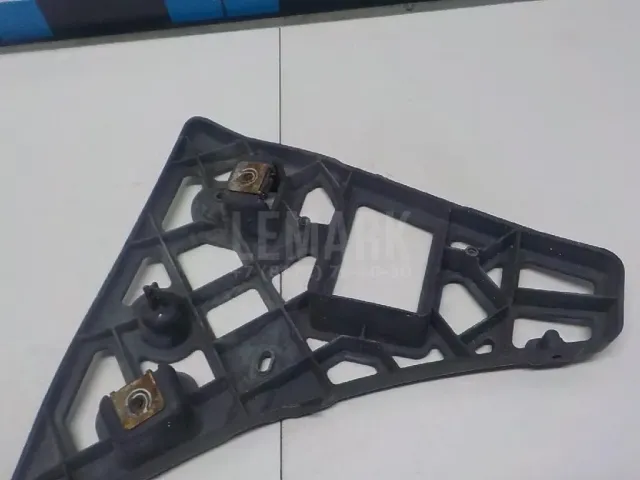Направляющая переднего бампера левая для  BMW 2-serie F22/F23/F87 2013-2020