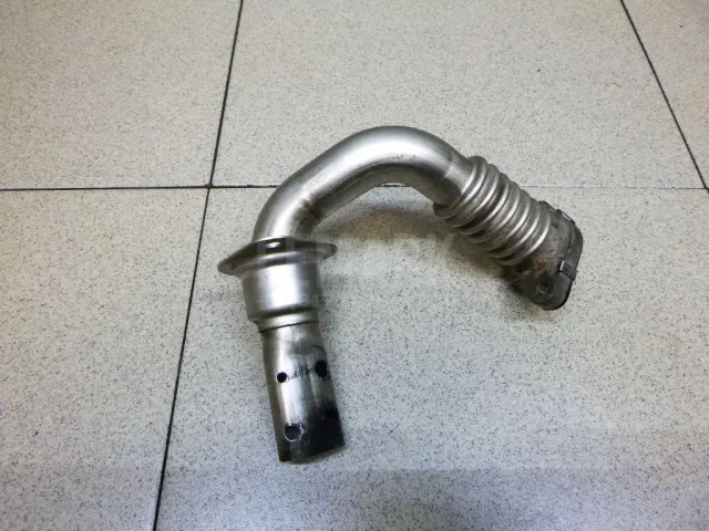 Трубка картерных газов