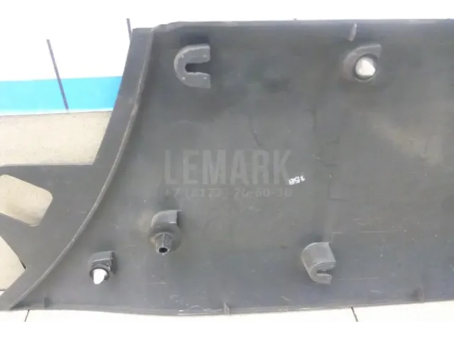 Накладка заднего крыла правого для  Chevrolet Avalanche 2001-2006