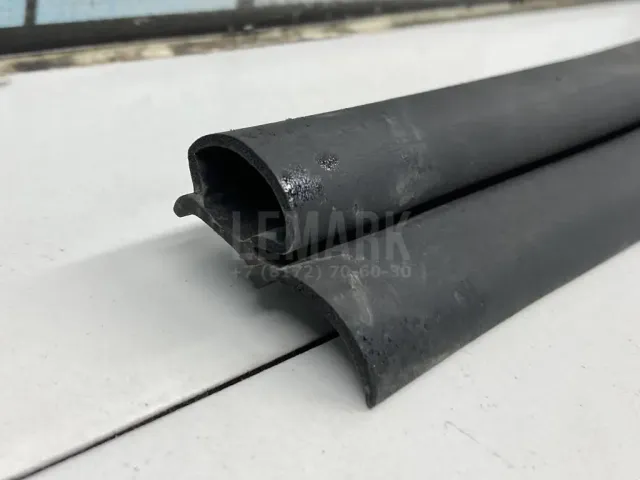 Уплотнитель (внутри) для  BMW i3 (I01) 2013-2022
