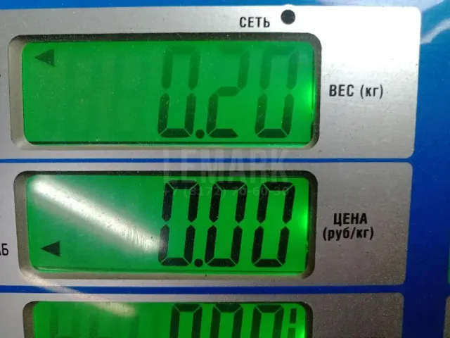 Накладка двери передней левой