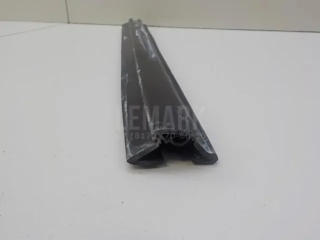 Уплотнитель (внутри) для  Astra HD 8 2005-2011