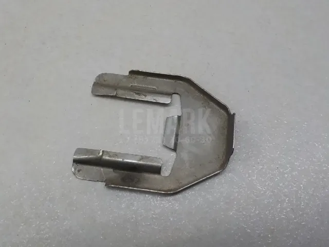 Скоба вставки замка