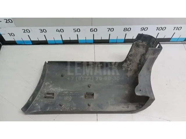 Накладка заднего бампера правая для  Fiat Croma 1985-1990