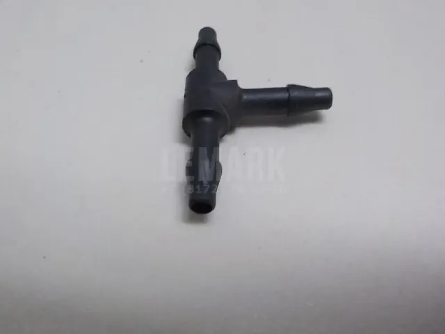 Тройник омывателя стекол