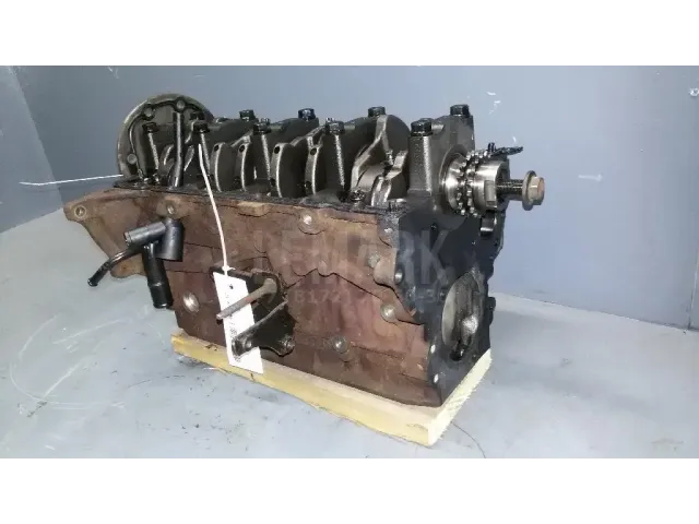 Блок двигателя для  Ford Maverick 2001-2007