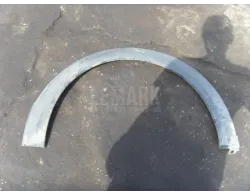 Накладка заднего крыла левого