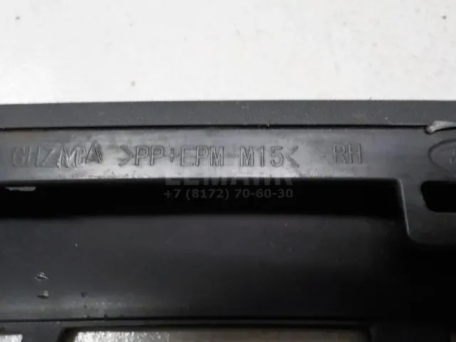 Накладка на решетку радиатора для  BMW 3-serie E92/E93 2006-2012