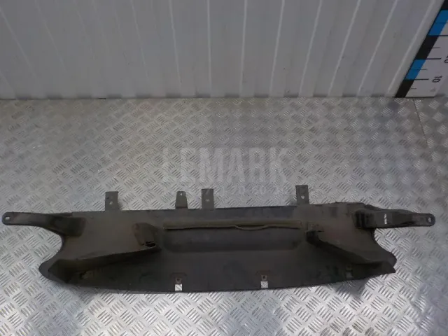 Воздуховод радиатора нижний