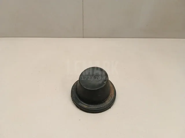 Опора задней пружины нижняя