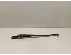 Поводок стеклоочистителя передний левый