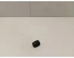 Отбойник капота