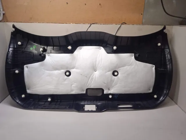 Обшивка двери багажника для  Fiat Sedici 2007-2014