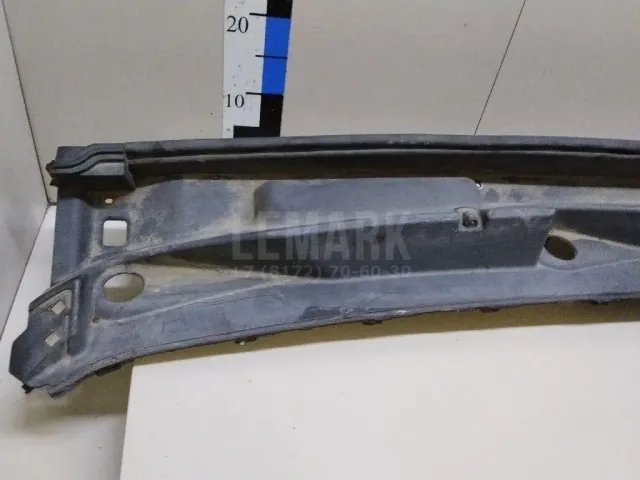 Решетка стеклооч. (планка под лобовое стекло) для  Fiat Uno 1989-1995