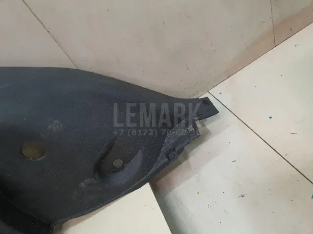 Обшивка багажника