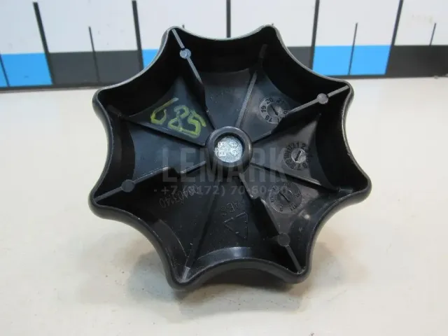 Болт крепления запасного колеса для  Astra HD 8 2005-2011