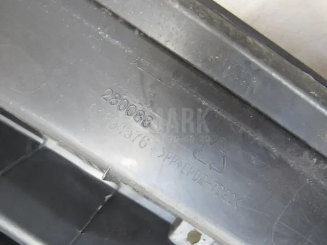 Решетка стеклооч. (планка под лобовое стекло) для  Audi A3 [8PA] Sportback 2004-2013