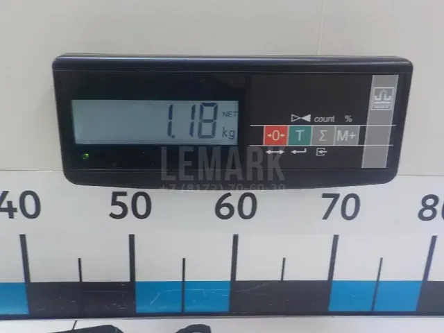 Стеклоподъемник электр. задний правый
